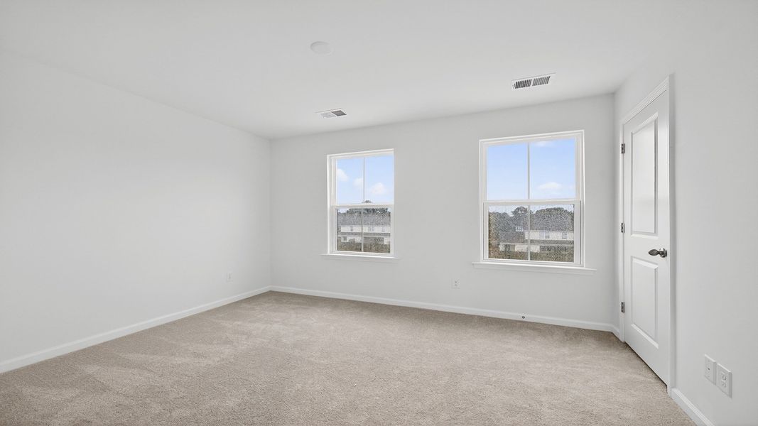 Representative furnished interior of a home built from the Hayden by DRB Homes in Clear Springs Townhomes, North Charleston (Image 21).