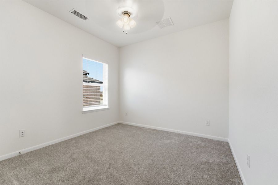 Spacious, unfurnished interior of a new home in Pebblebrook, Sherman (Image 49).