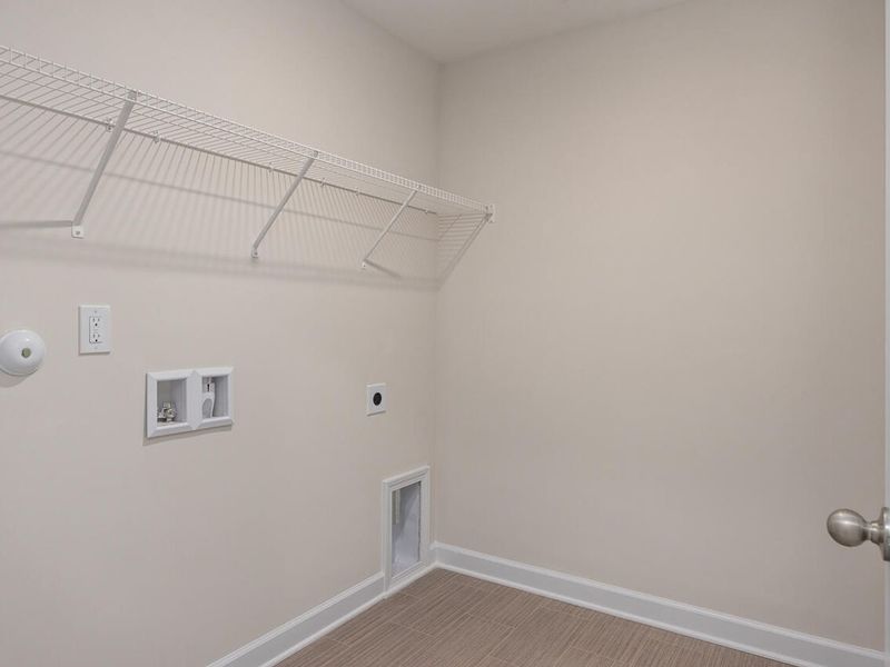 Spacious, unfurnished interior of a new home in Gregory Village, Lillington (Image 19).