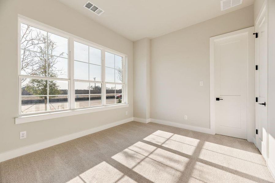 Spacious, unfurnished interior of a new home in Grand Estates of Anna, Anna (Image 13).