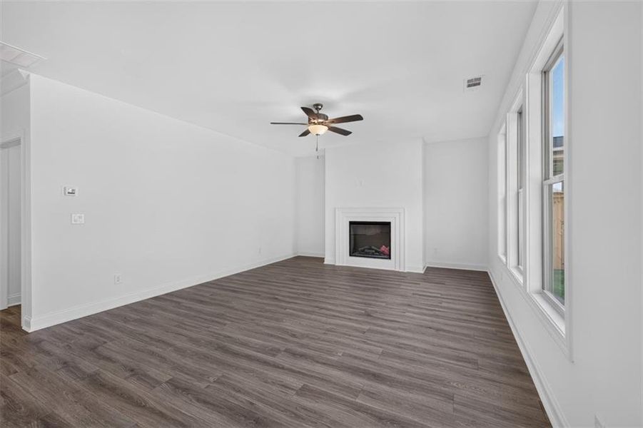 Spacious, unfurnished interior of a new home in , Buford (Image 36).