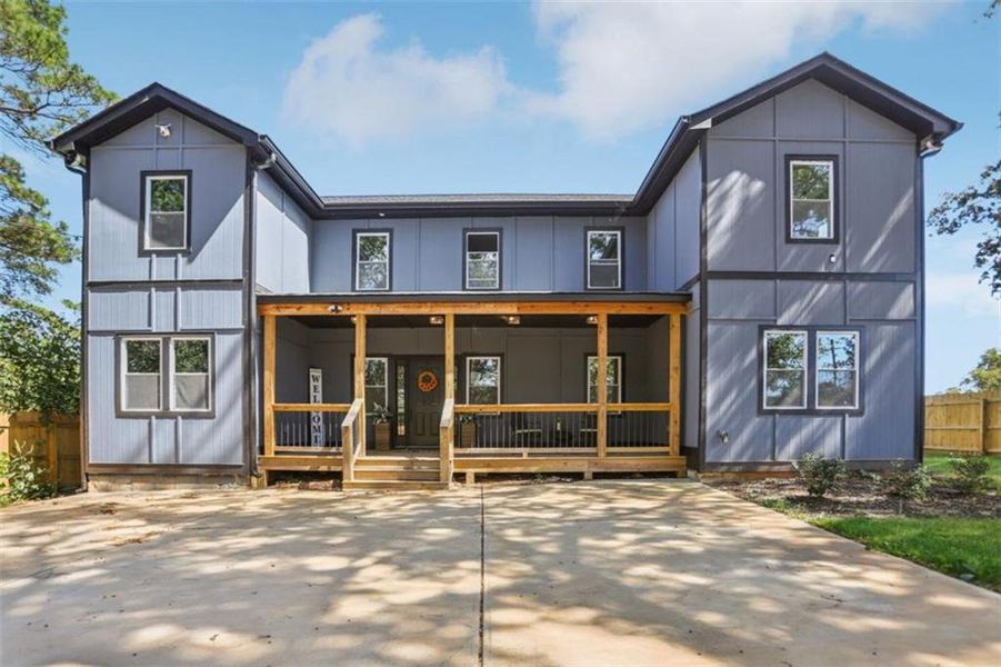 Exterior details and patio area of a home in , Atlanta (Image 30).