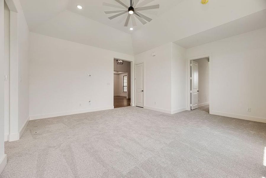 Spacious, unfurnished interior of a new home in King's Crossing - Phase 3, Parker (Image 26).