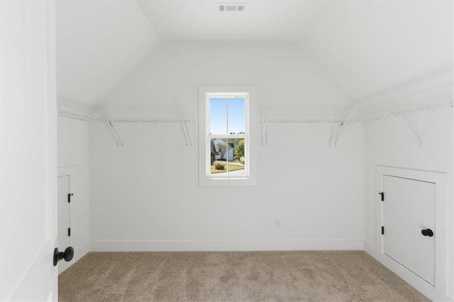 Spacious, unfurnished interior of a new home in , Cartersville (Image 31).