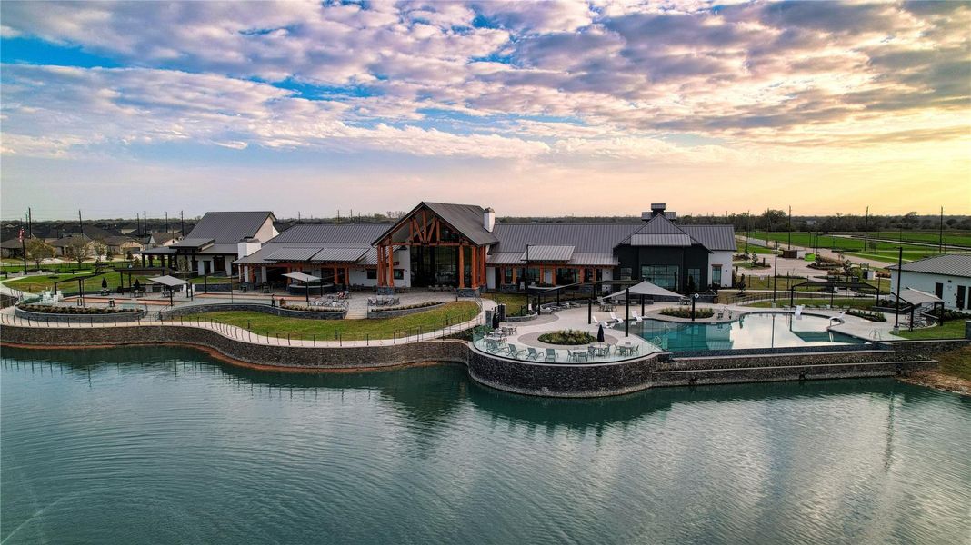 Community amenities in Del Webb Fulshear, Fulshear (Image 10).