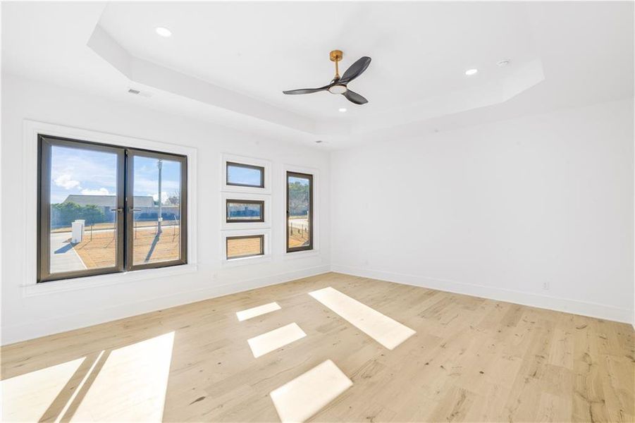 Spacious, unfurnished interior of a new home in , Lawrenceville (Image 68).