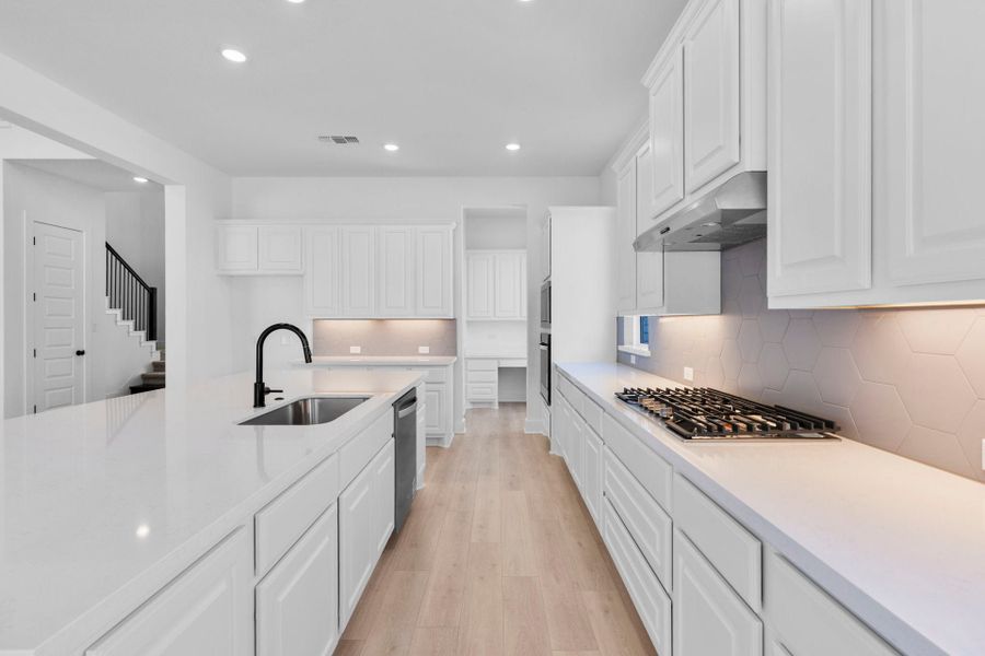 4br New Home in Leander, TX.  - Slide 9