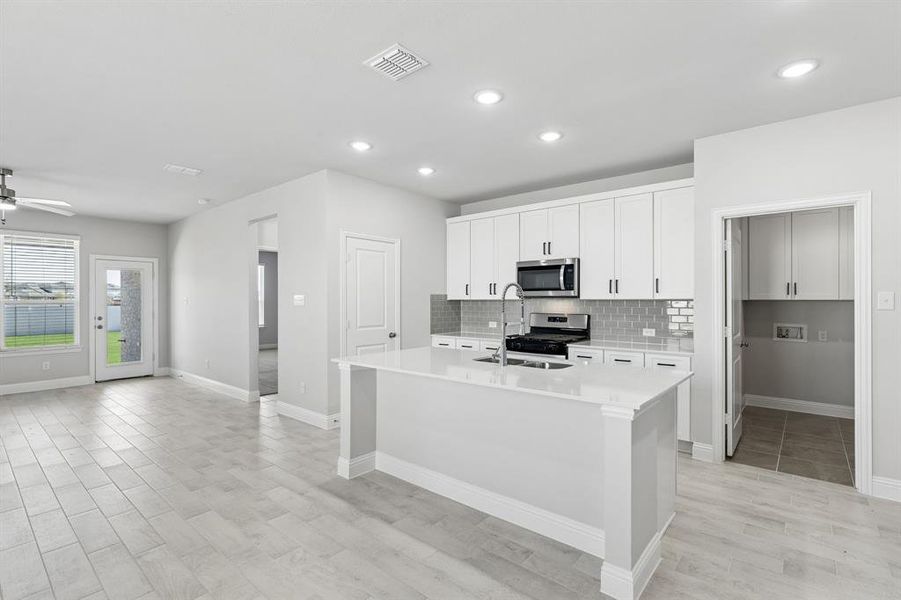 Furnished interior view inside a new home in Bellagio, Forney (Image 9). Furnished interior view inside a new home in Bellagio, Forney (Image 9).