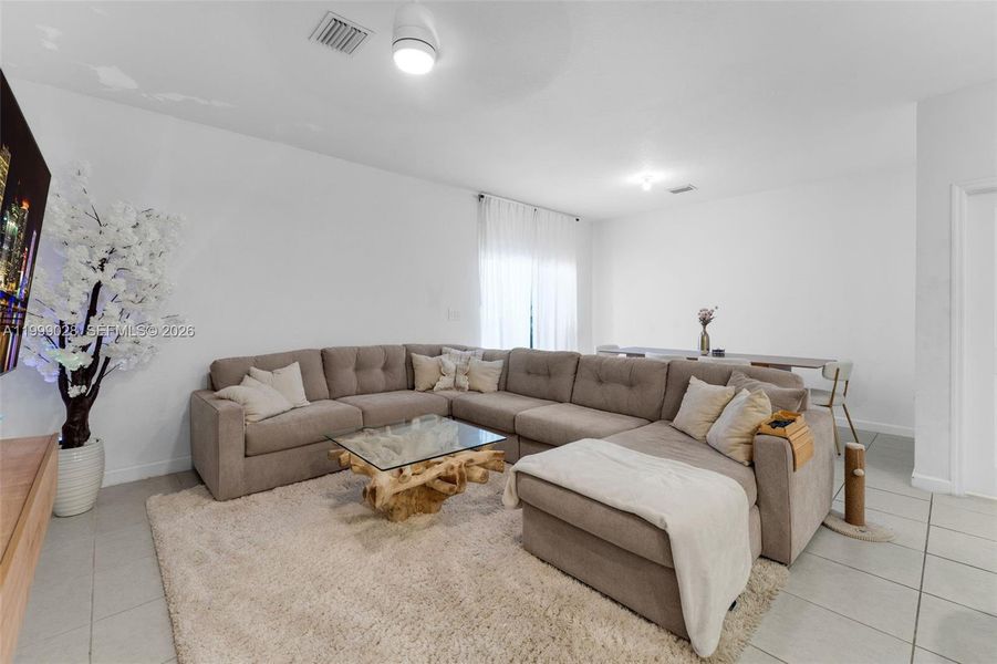 Furnished interior view inside a new home in , Homestead (Image 17).