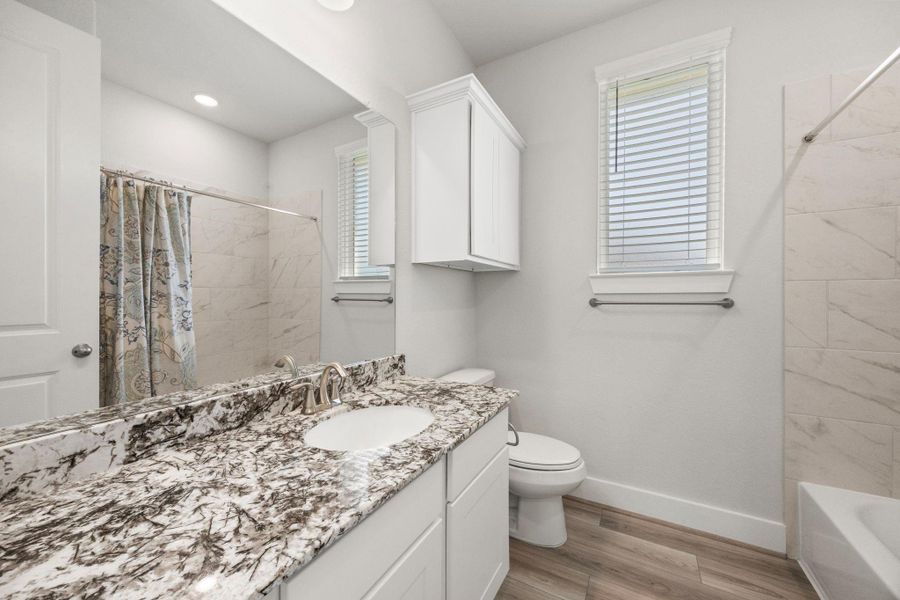 Furnished interior view inside a new home in , Santa Fe (Image 13).