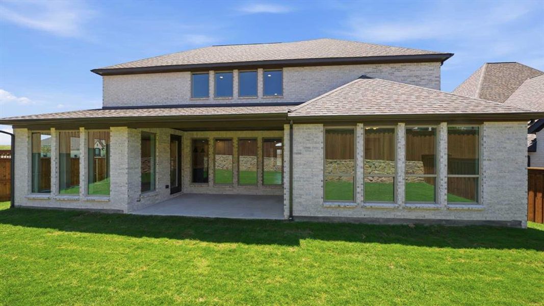 Exterior details and patio area of a home in Terraces, Rockwall (Image 3).