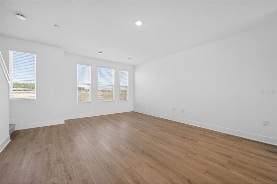 Spacious, unfurnished interior of a new home in , Winter Garden (Image 24). Spacious, unfurnished interior of a new home in , Winter Garden (Image 24).