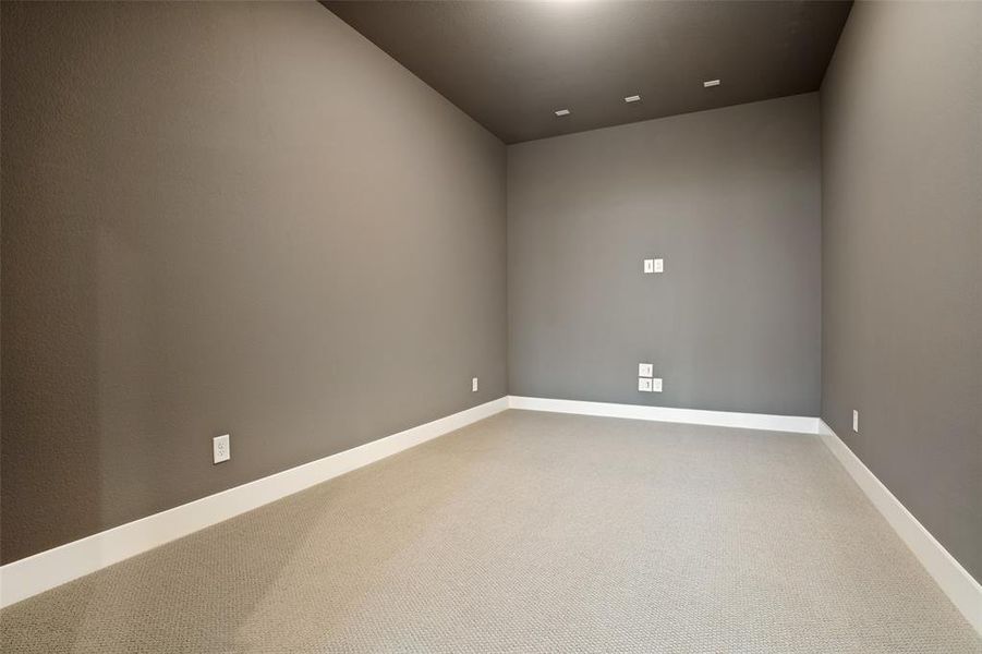 Spacious, unfurnished interior of a new home in Wildflower Ranch, Justin (Image 24).