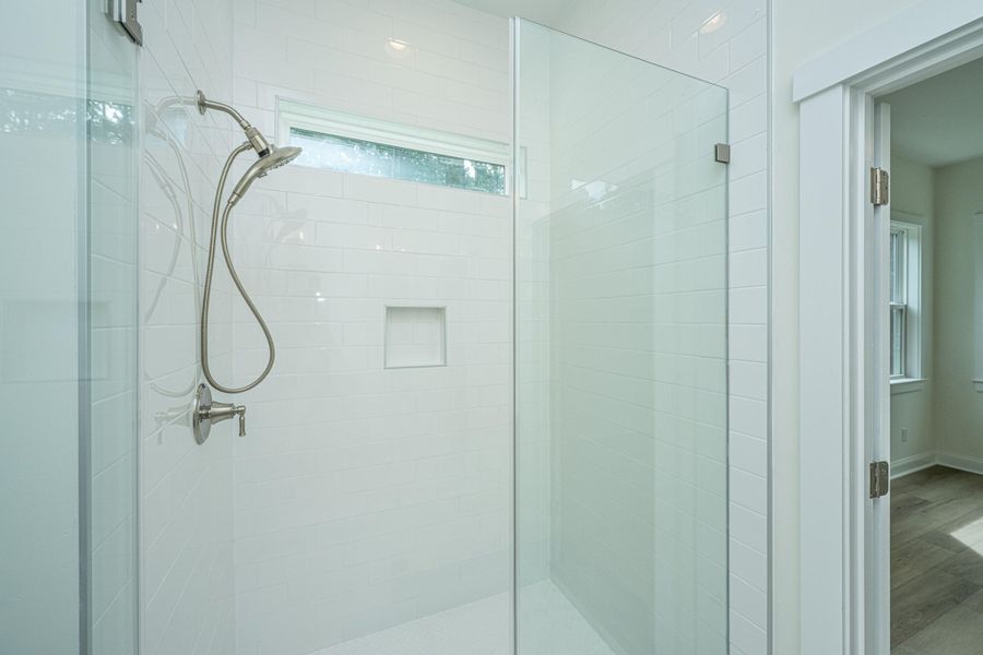 Image 47 of a home in .