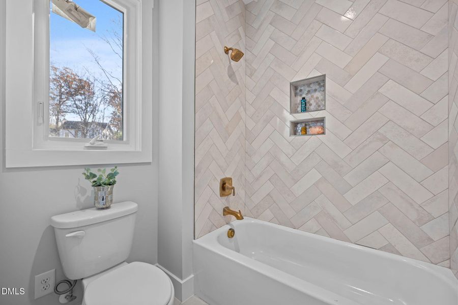 30-web-or-mls-2N6A5553 30-web-or-mls-2N6A5553