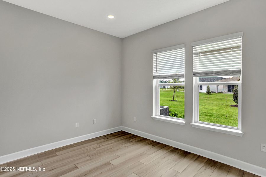 Spacious, unfurnished interior of a new home in , St. Augustine (Image 10).