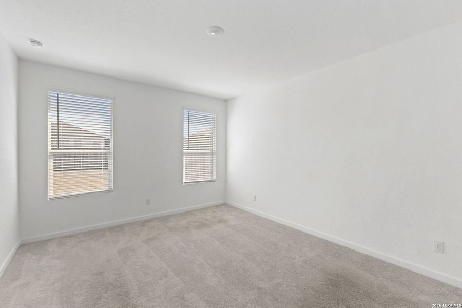 Spacious, unfurnished interior of a new home in Grace Valley, Marion (Image 24).