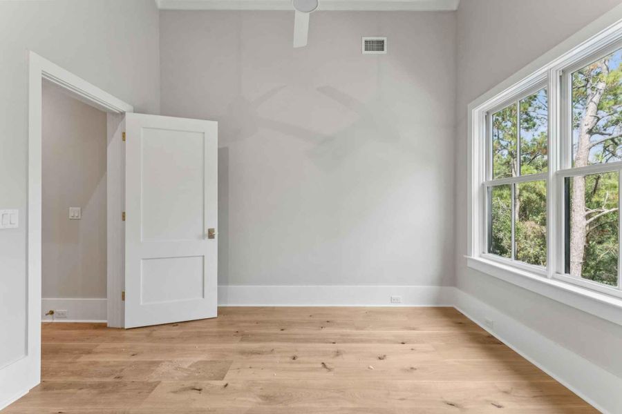 Spacious, unfurnished interior of a new home in , Johns Island (Image 19).