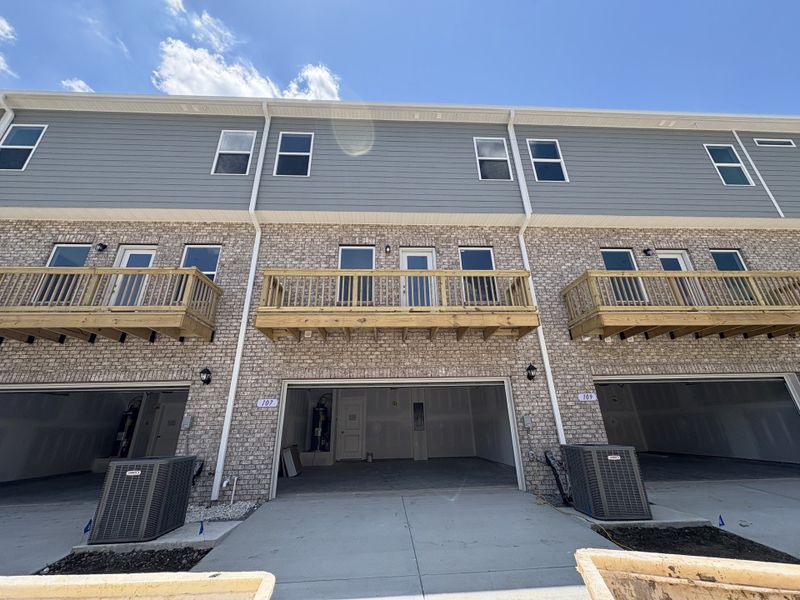 Image 40 of a home in Sweetbriar Place. Image 40 of a home in Sweetbriar Place.