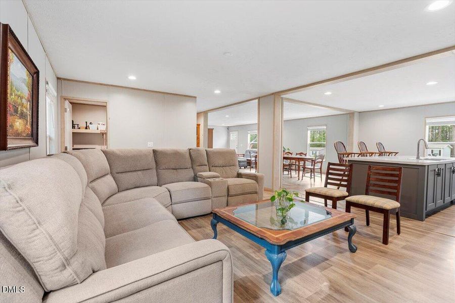 22-12471 Selma Rd [2521176]_22