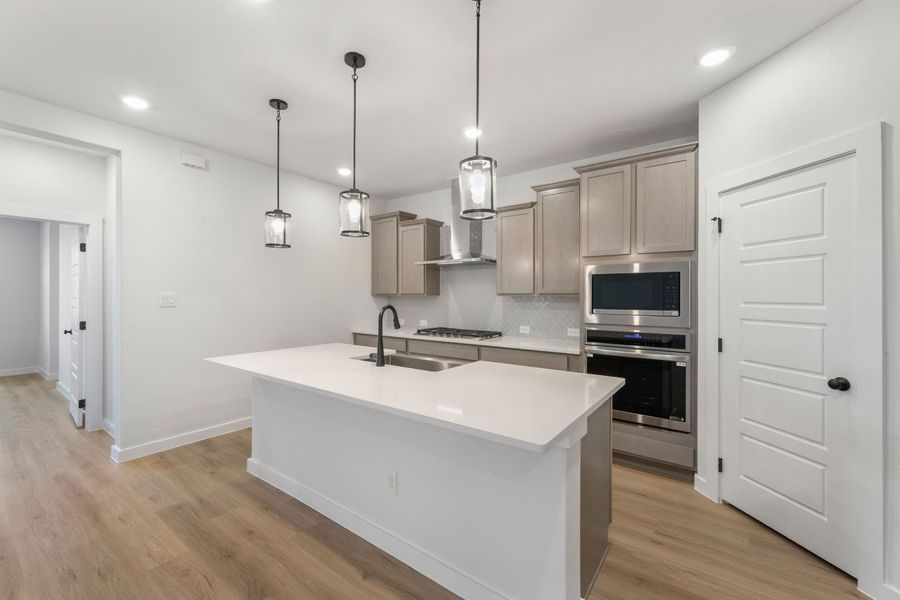 Representative unfurnished interior of a home built from the Colorado by Hakes Brothers in Veranda, San Antonio (Image 8).