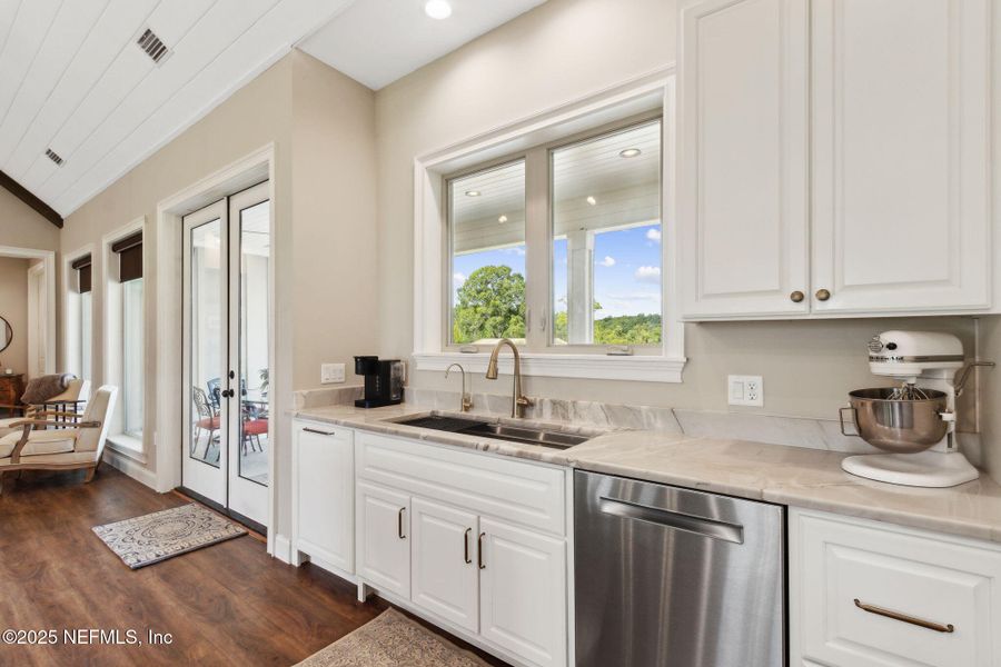 Furnished interior view inside a new home in , Hilliard (Image 49).