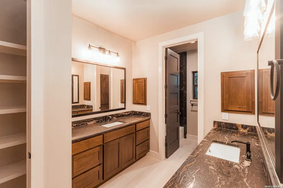 Furnished interior view inside a new home in , La Vernia (Image 7).