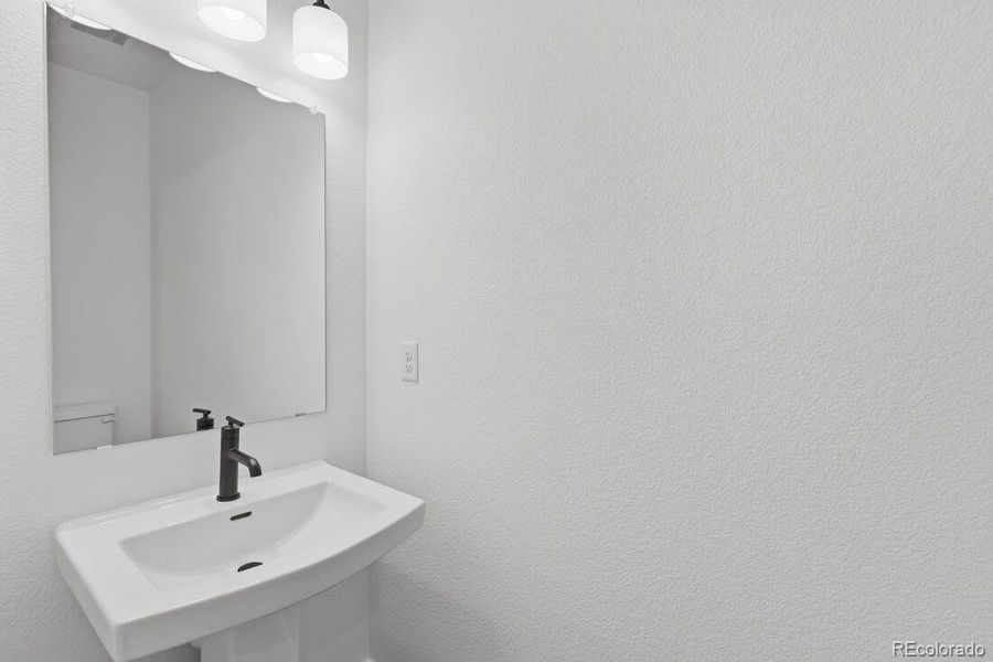 697 Bradley Circle ~ Ready Now