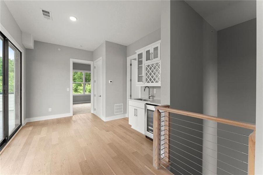 Spacious, unfurnished interior of a new home in West Town, Atlanta (Image 21).