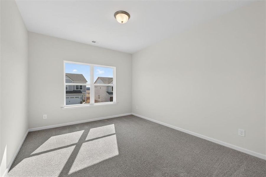 Spacious, unfurnished interior of a new home in Townes At The Stiles, Cartersville (Image 27).