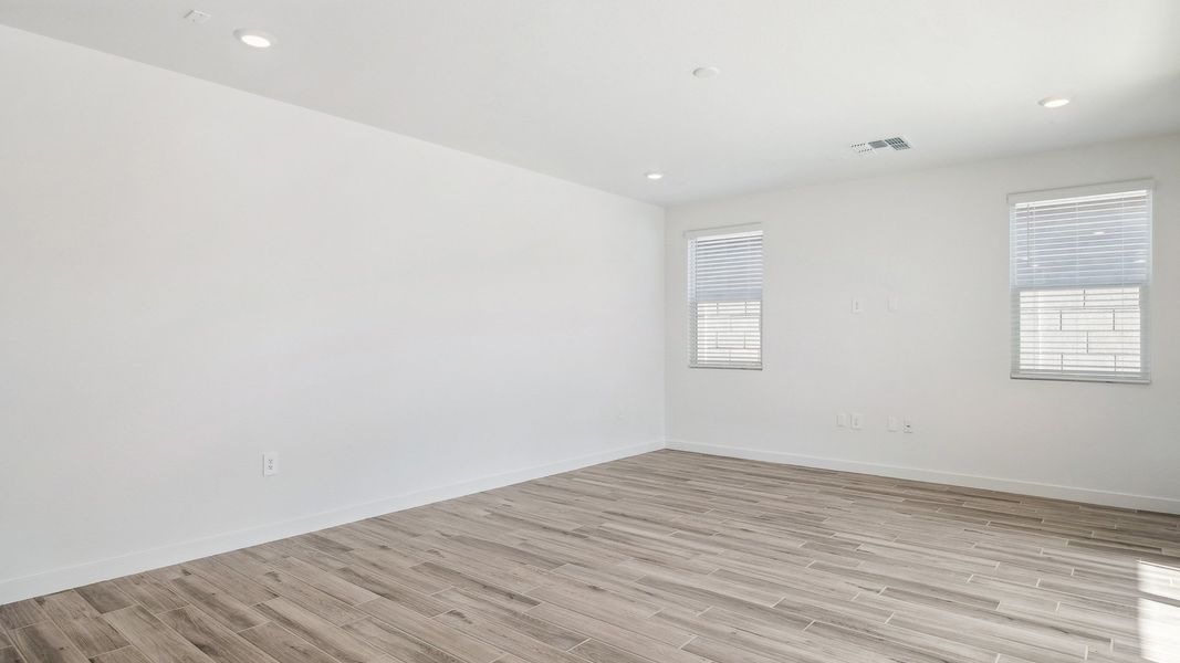 Representative unfurnished interior of a home built from the Crow by D.R. Horton in The Ridge at Stone Butte, Phoenix (Image 21).