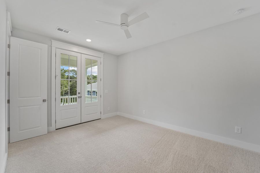 Spacious, unfurnished interior of a new home in , Johns Island (Image 26).