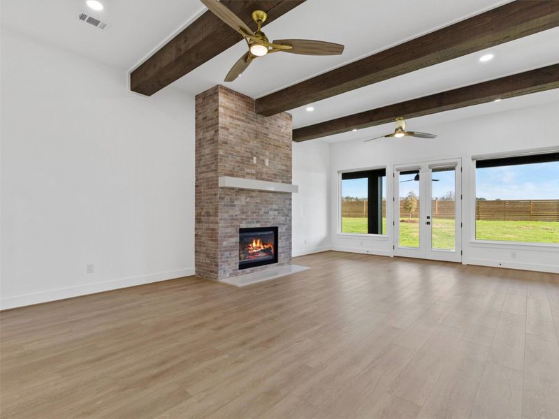 Spacious, unfurnished interior of a new home in , Smithville (Image 19).