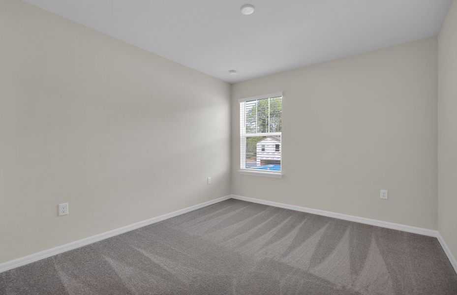 Representative unfurnished interior of a home built from the Morris by Pulte Homes in The Preserve at Bannon Lakes, St. Augustine (Image 26).
