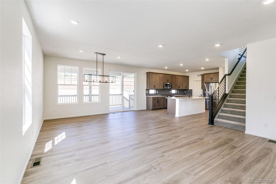 Spacious, unfurnished interior of a new home in Terrain Oak Valley, Castle Rock (Image 20).