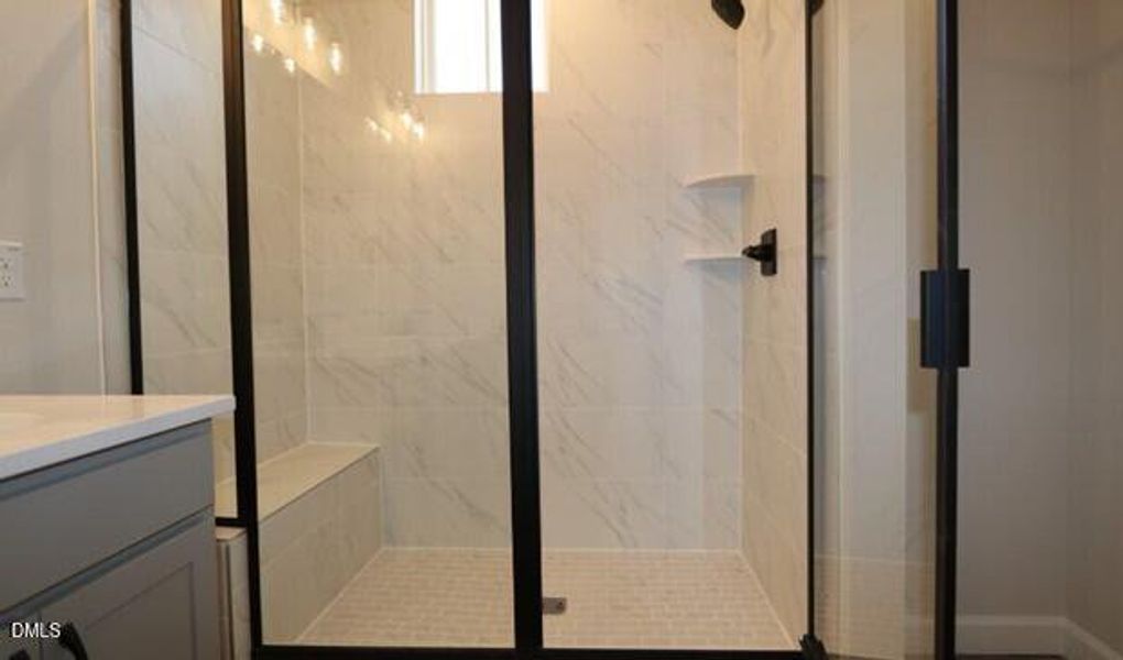 120 HV Mews tiled shower