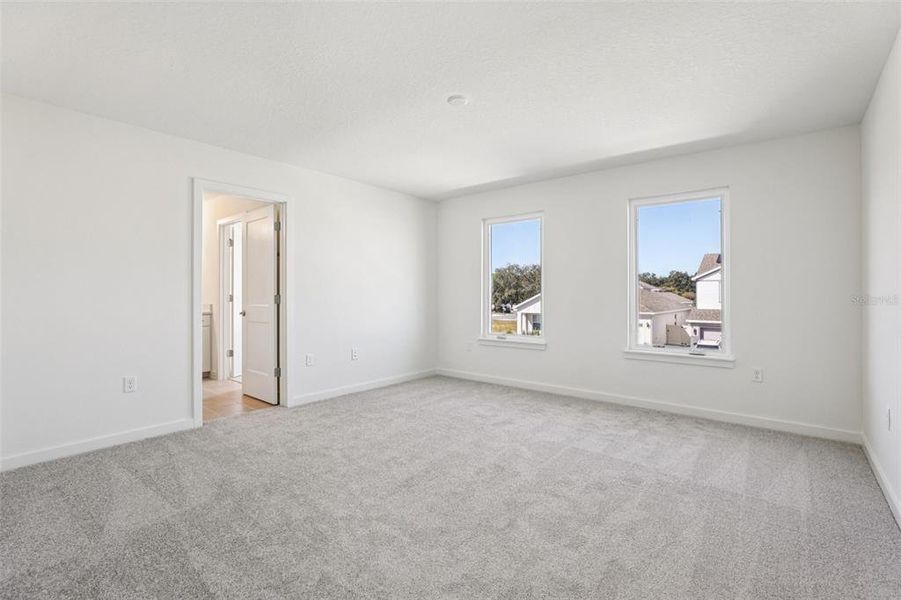 Spacious, unfurnished interior of a new home in Trinity Place, St. Cloud (Image 18).