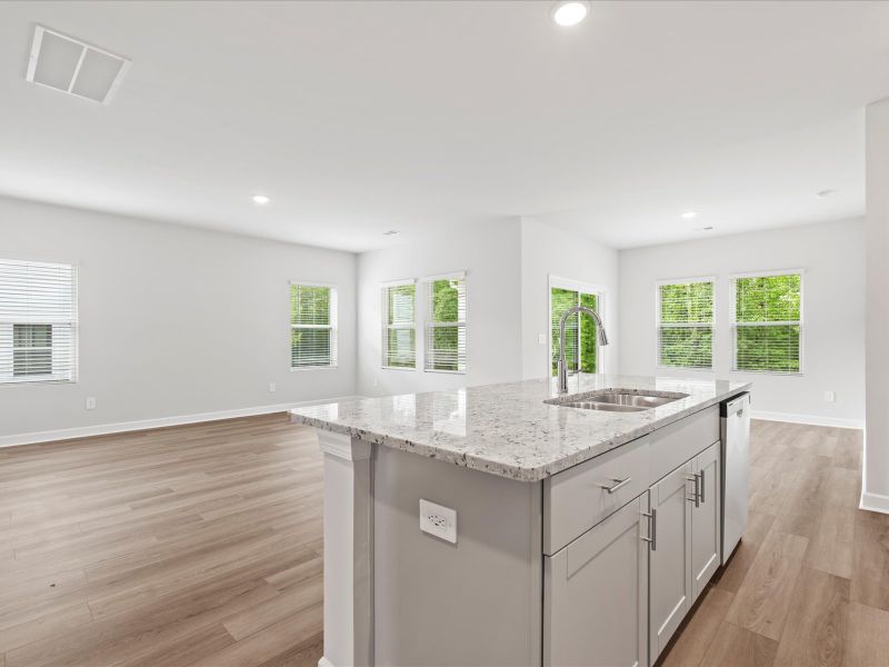 Welcome to the Chandler floorplan at Holland Park. Welcome to the Chandler floorplan at Holland Park.