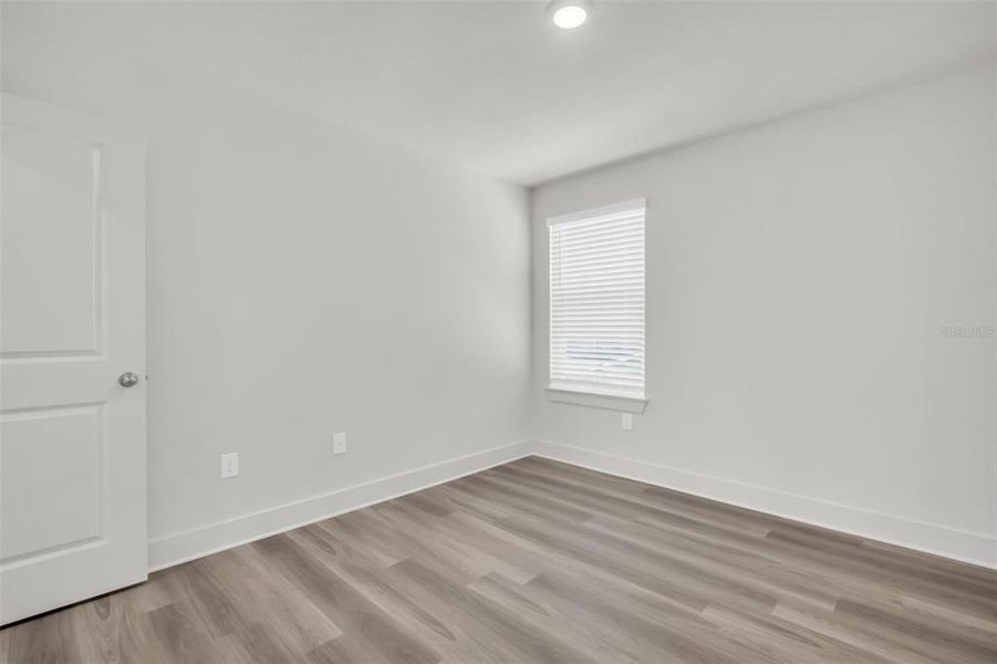 Spacious, unfurnished interior of a new home in Emerald Fields, Hudson (Image 29).