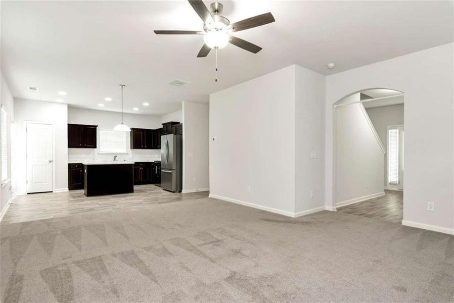 Spacious, unfurnished interior of a new home in , Commerce (Image 20).