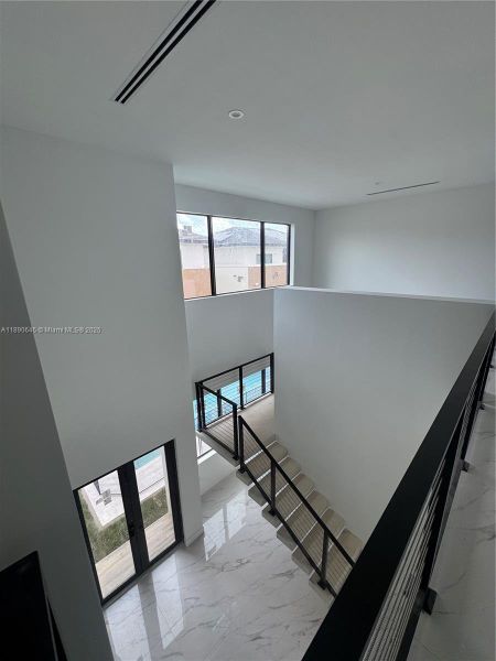 Image 16 of a home in .