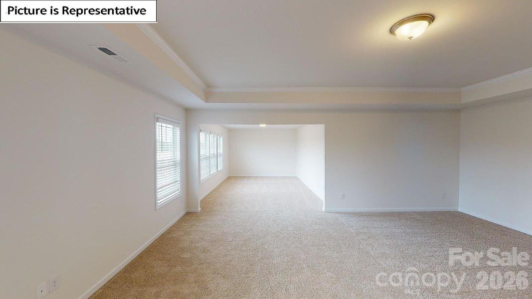 Spacious, unfurnished interior of a new home in Sylvan Creek, Denver (Image 15).
