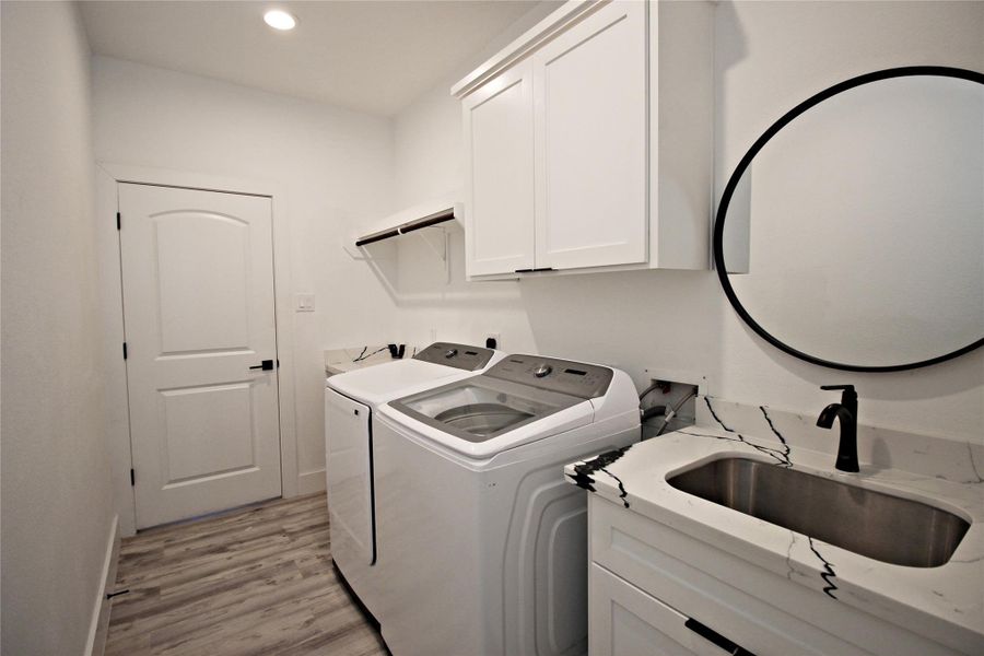 Furnished interior view inside a new home in , Baytown (Image 19).