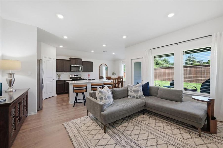 Furnished interior view inside a new home in Three Oaks, Sherman (Image 8).