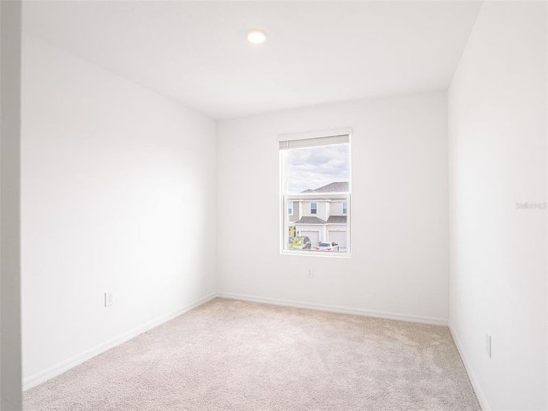 Spacious, unfurnished interior of a new home in , St. Cloud (Image 28).