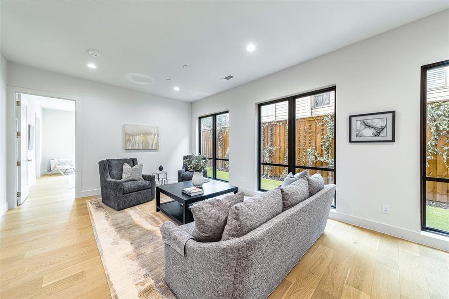 Furnished interior view inside a new home in , Dallas (Image 17).