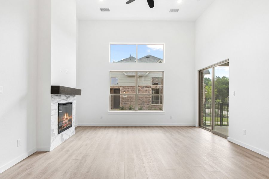 Representative unfurnished interior of a home built from the Waterview by Grenadier Homes in Cottonwood Creek, Rowlett (Image 18). Representative unfurnished interior of a home built from the Waterview by Grenadier Homes in Cottonwood Creek, Rowlett (Image 18).