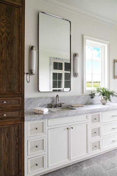 Furnished interior view inside a new home in , Aledo (Image 15).