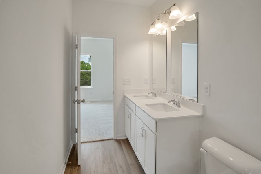 Furnished interior view inside a new home in Sweetbriar Place, Lebanon (Image 10). Furnished interior view inside a new home in Sweetbriar Place, Lebanon (Image 10).