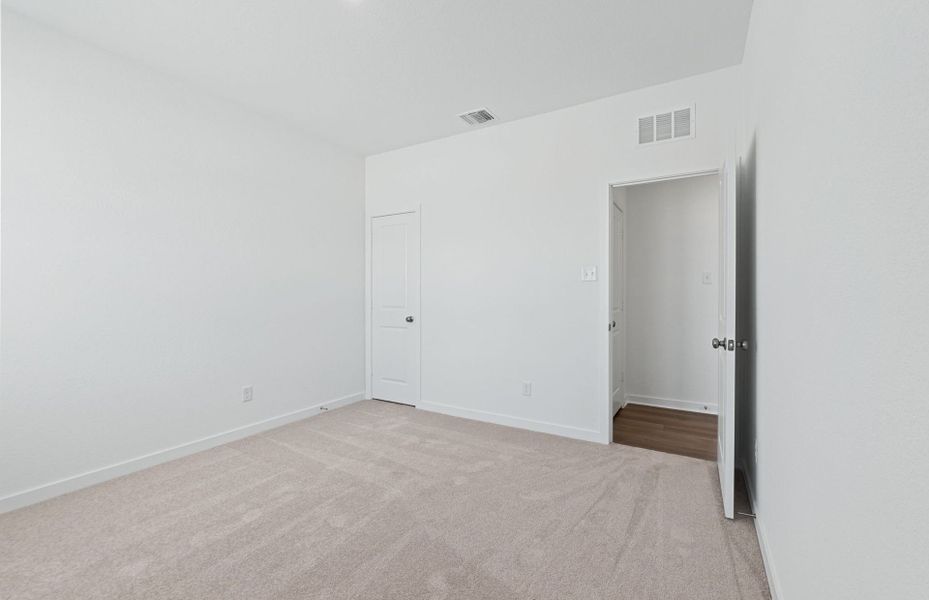 Spacious, unfurnished interior of a new home in County View, Temple (Image 41). Spacious, unfurnished interior of a new home in County View, Temple (Image 41).